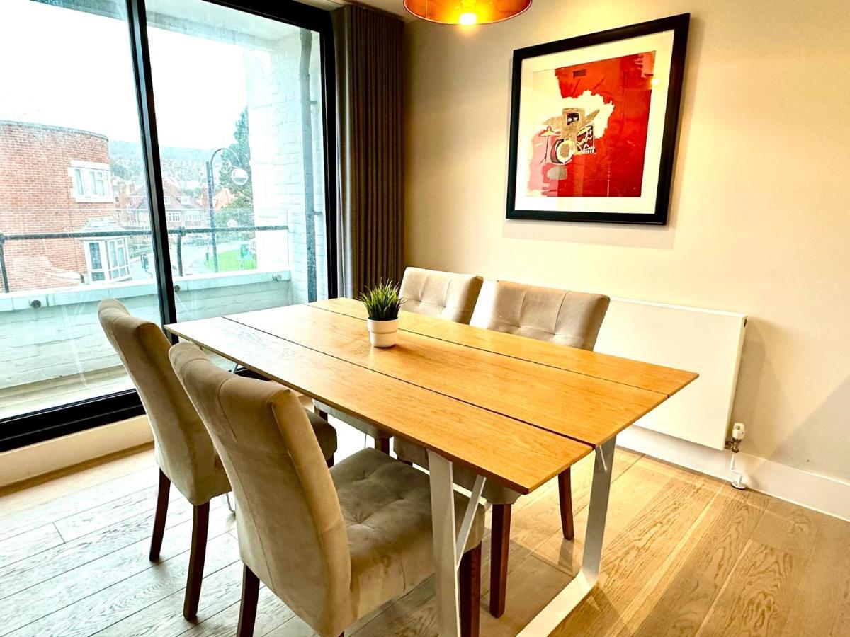Beautiful New 2 Bedroom Apartment - Next To The Beach - Great Location - Free Parking - Fast Wifi - Smart Tv - Sleeps Up To 4! Close To Purbeck, Corfe Castle, Sandbanks, Poole & Bournemouth Swanage Kültér fotó
